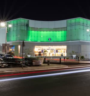 Picture of عزيز مول